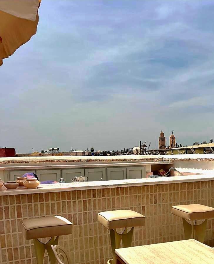 Bed and Breakfast Le Singe Rose Marrakesh Exterior foto
